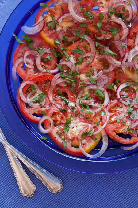 Ensalada de tomates con perejil (tomatensalade met peterselie)