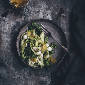 Salade met ingemaakte citroenschillen